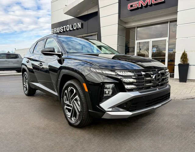 Used 2025 Hyundai Tucson Limited image 3