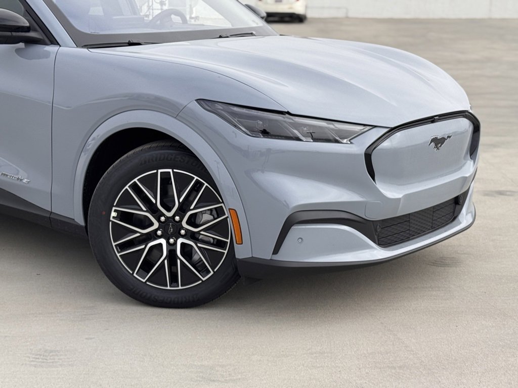 New 2025 Ford Mustang Mach-E Premium image 3