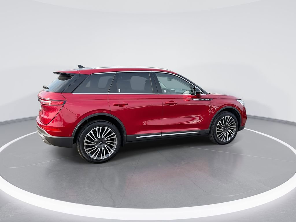 Used 2022 Lincoln Corsair Reserve w/ Equipment Group 201A image 9