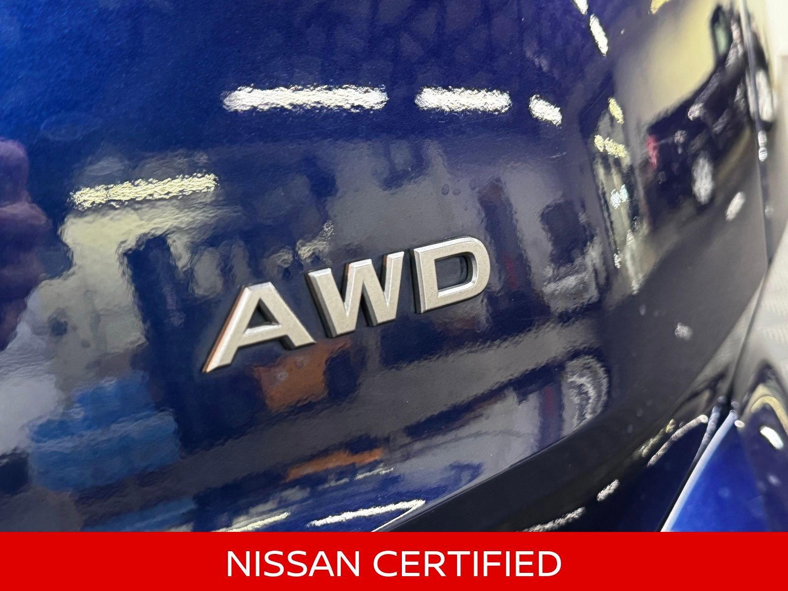 Certified 2025 Nissan Rogue SV image 11