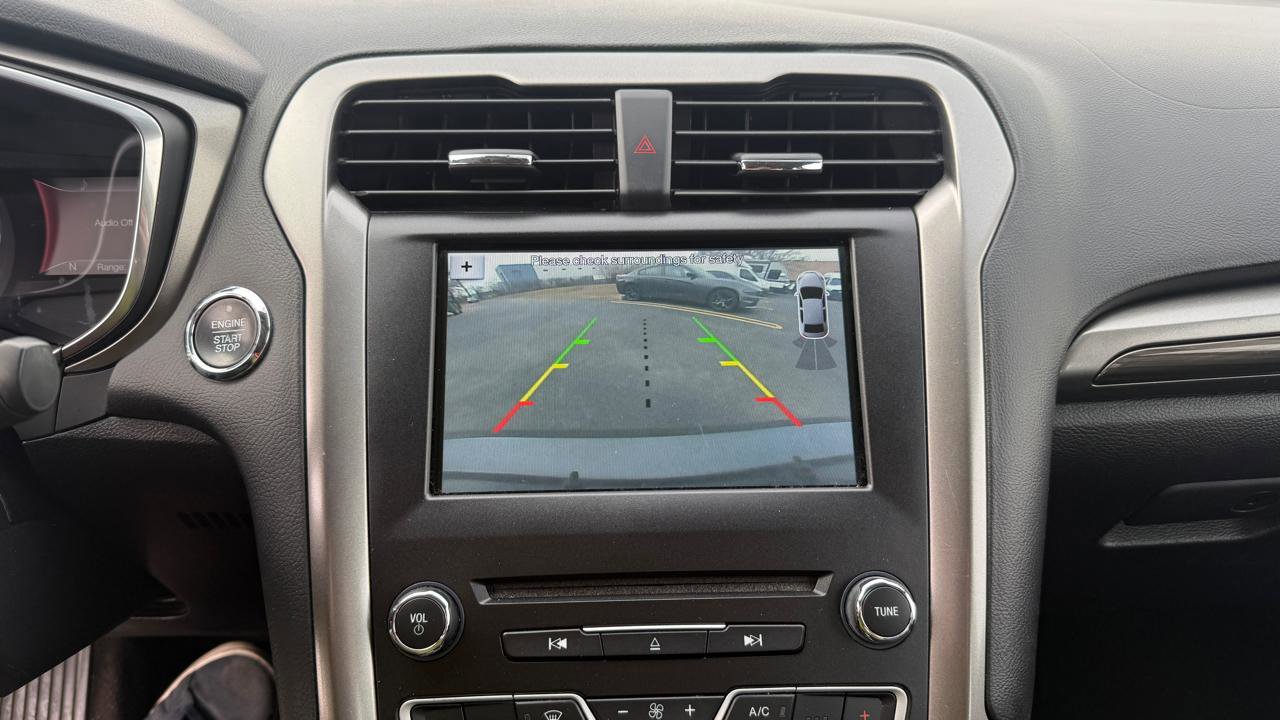 Used 2017 Ford Fusion Energi SE image 17