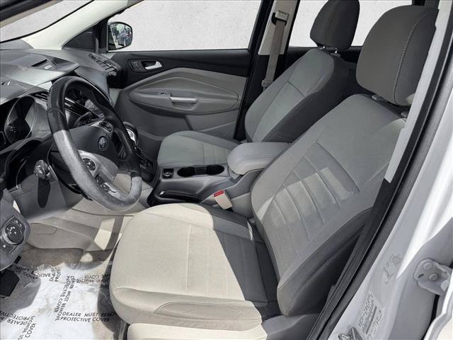 Used 2015 Ford Escape SE w/ Equipment Group 201A AWD/4WD image 9