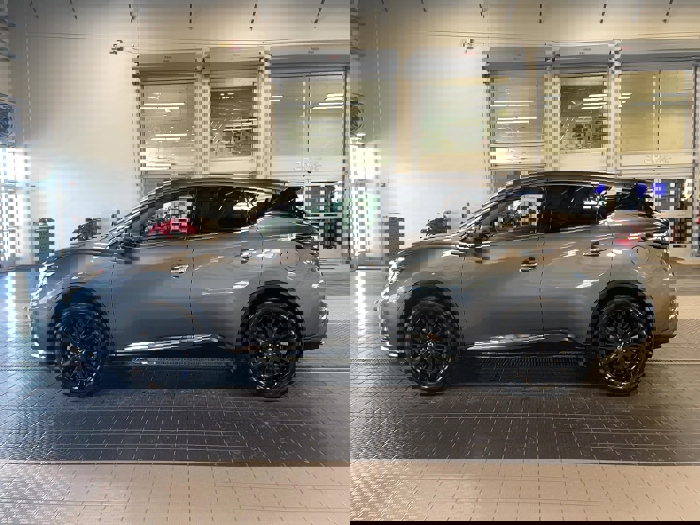 Used 2023 Nissan Murano SL w/ SL Moonroof Package image 4