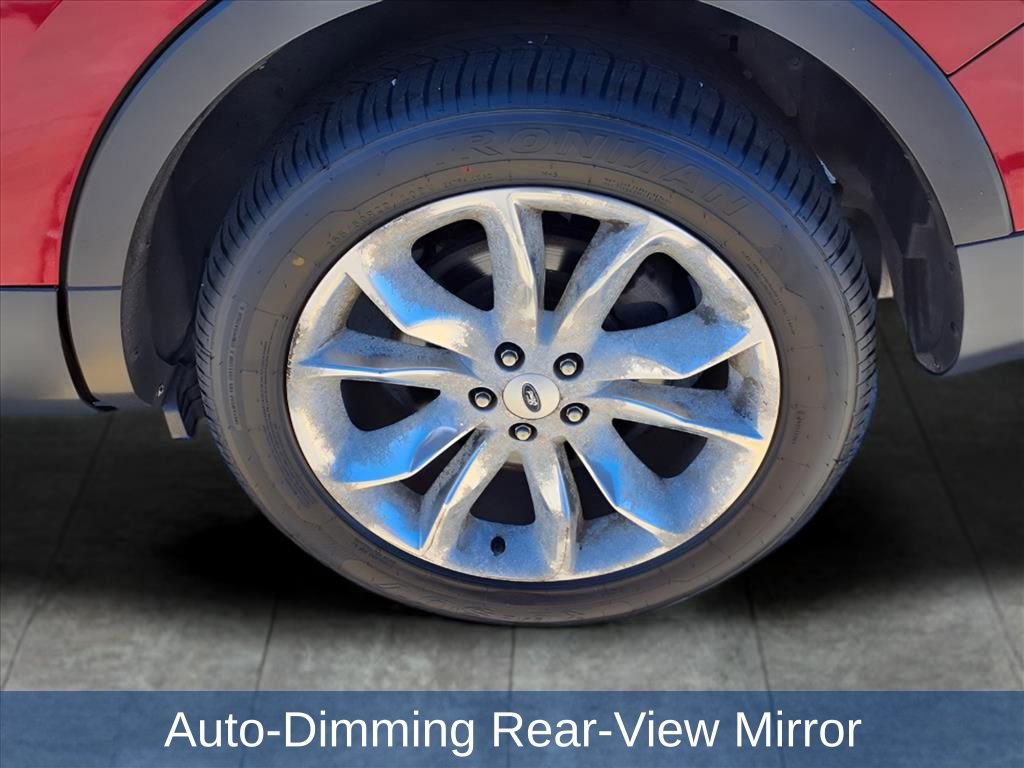 Used 2015 Ford Explorer XLT w/ Equipment Group 202A image 10