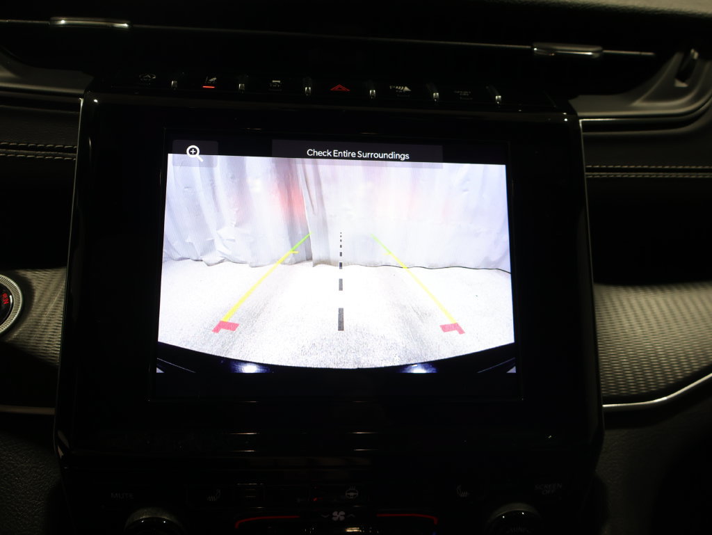 Used 2023 Jeep Grand Cherokee Altitude AWD/4WD image 24