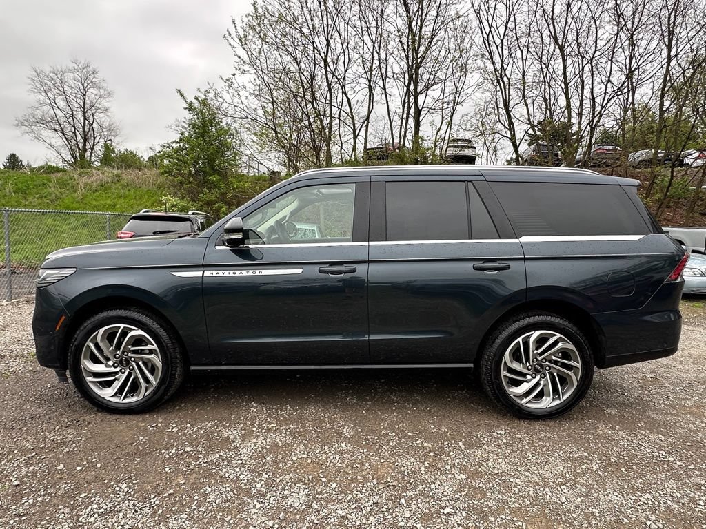 New 2025 Lincoln Navigator Reserve AWD/4WD video 2