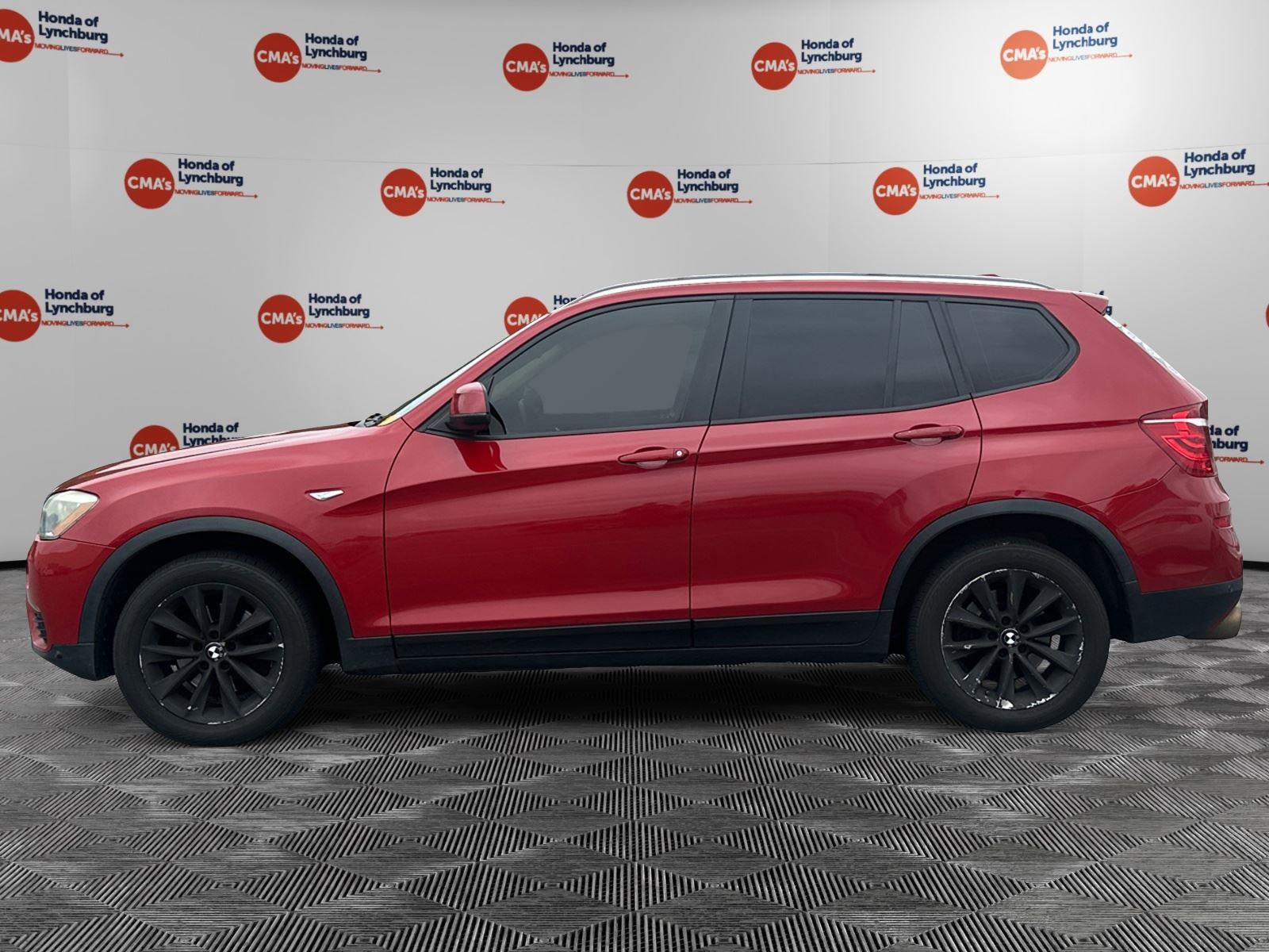 Used 2016 BMW X3 xDrive28i AWD/4WD image 2