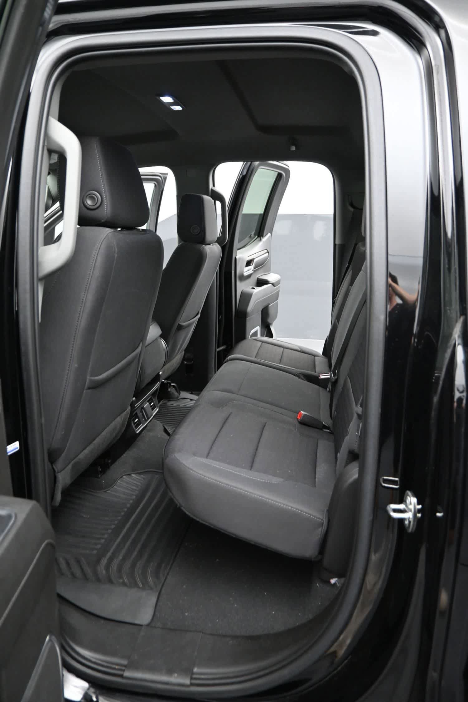 Used 2023 GMC Sierra 1500 Elevation AWD/4WD image 15