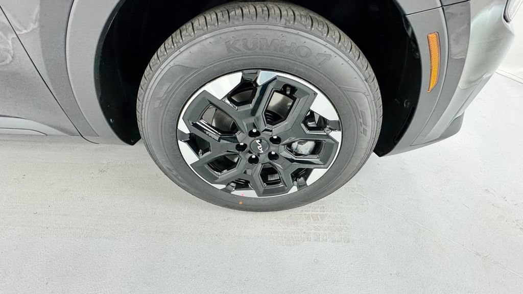 New 2026 Kia Sorento S AWD/4WD image 9