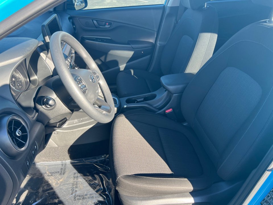 Used 2023 Hyundai Kona SEL image 34
