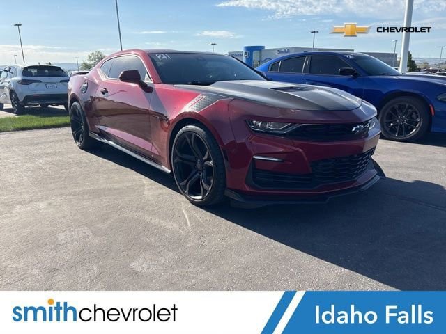Certified 2021 Chevrolet Camaro SS w/ Wild Cherry Design Package 2 RWD image 1