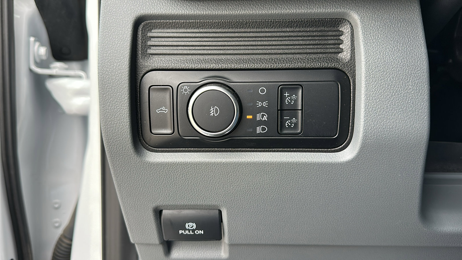 Used 2024 Ford F250 XLT w/ FX4 Off-Road Package image 17