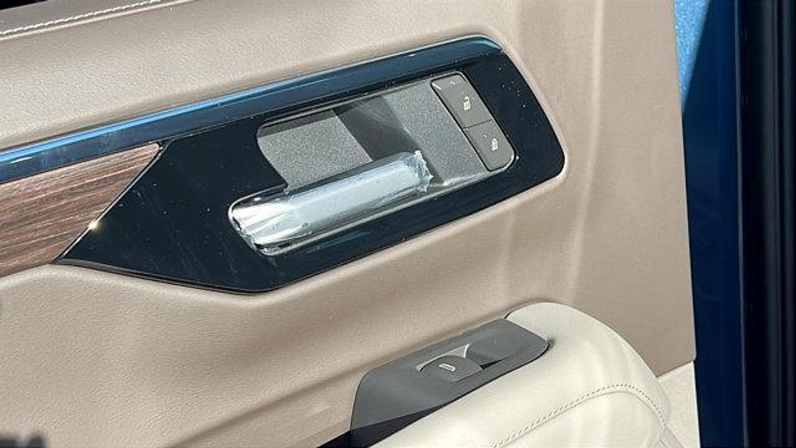 New 2026 Chevrolet Tahoe LT w/ Comfort Package image 14