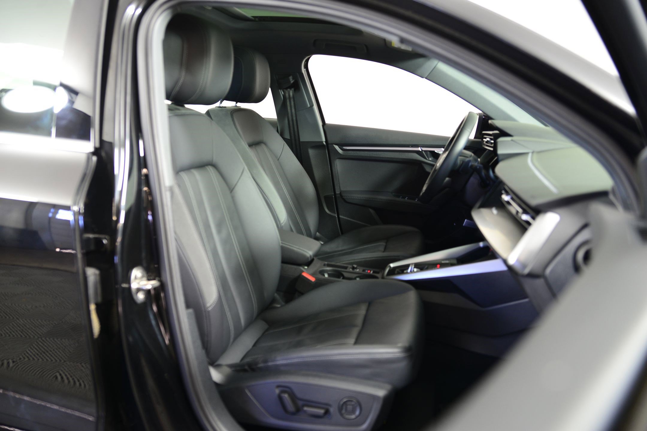 Certified 2023 Audi A3 2.0T Premium Plus w/ Premium Plus Package image 17