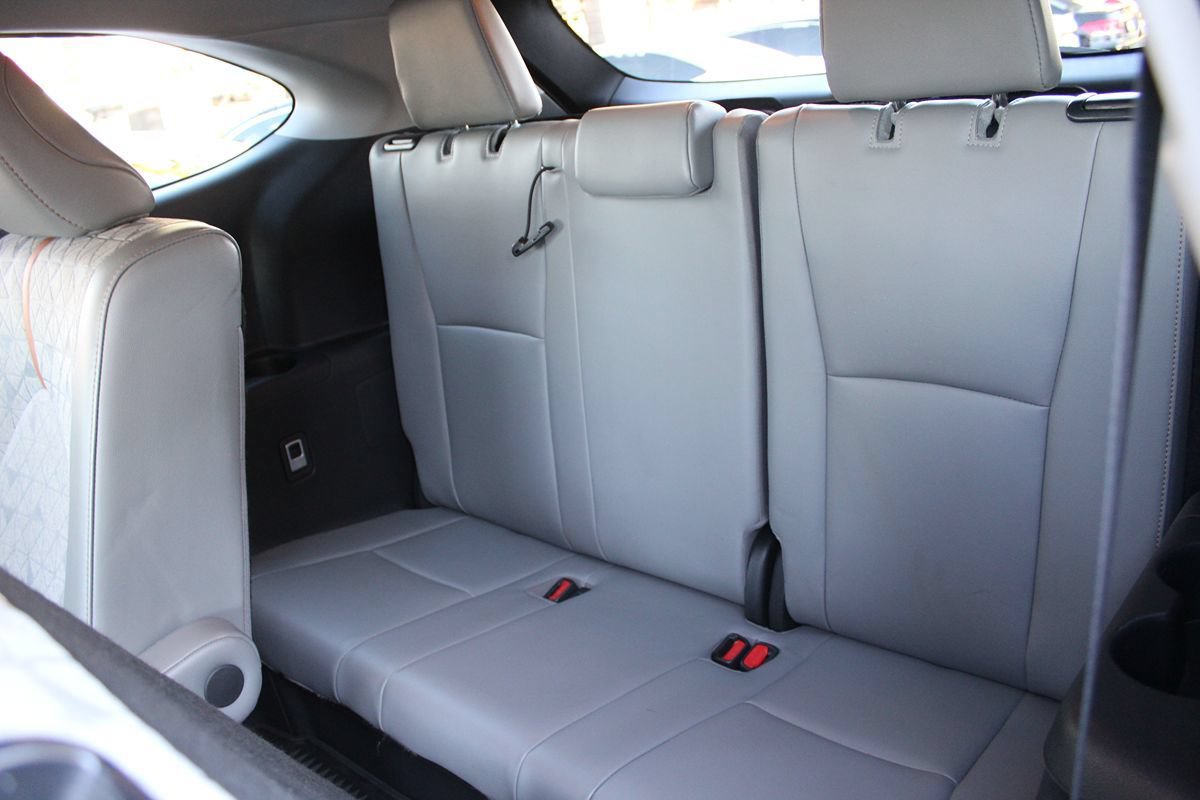 Used 2023 Toyota Highlander Bronze Edition AWD/4WD image 32