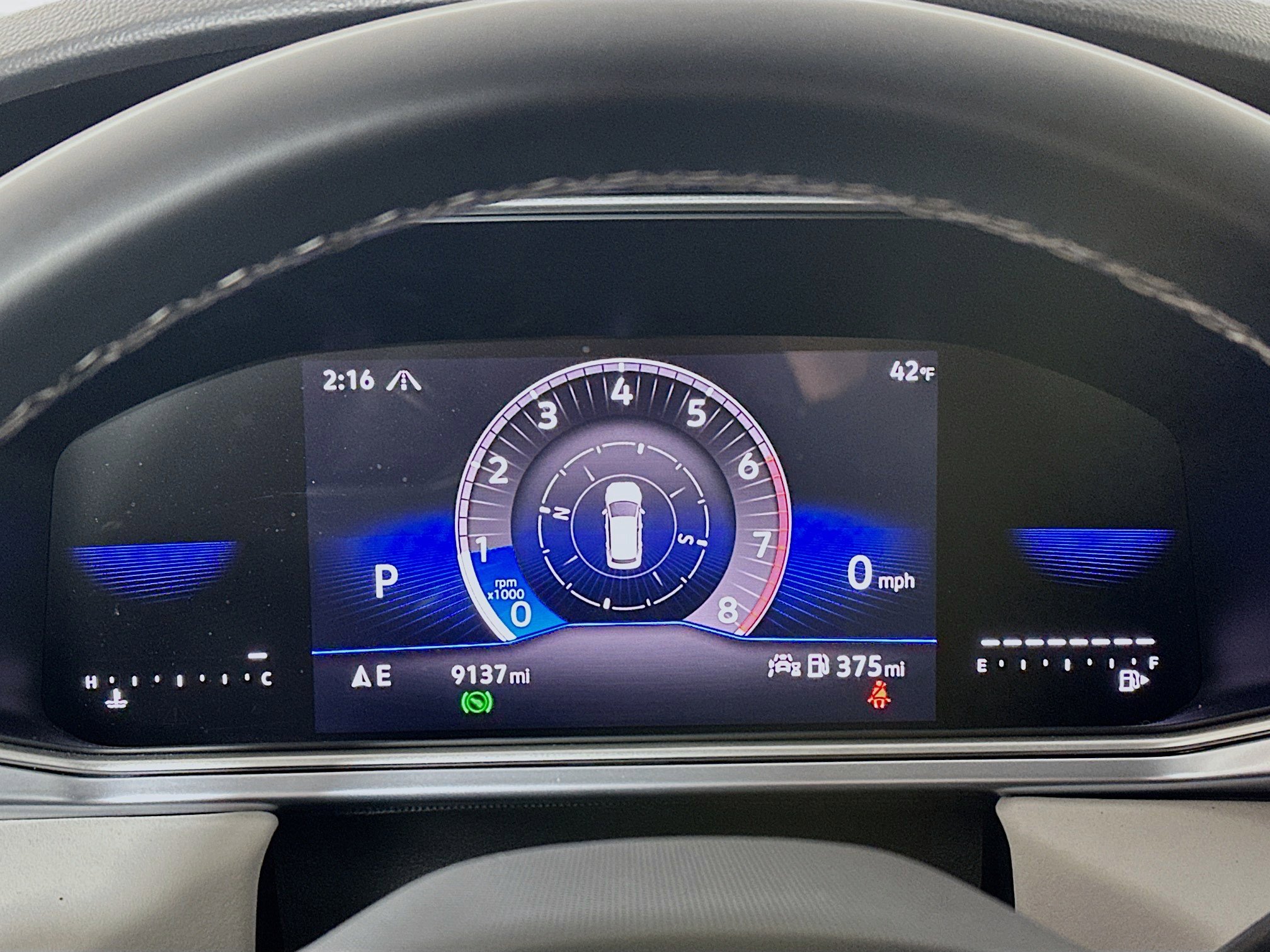 Used 2025 Volkswagen Taos SE w/ Panoramic Sunroof Package image 12