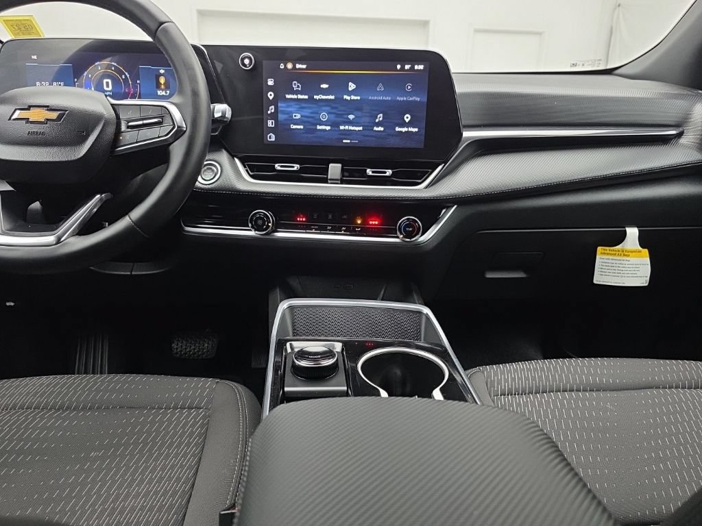 Used 2026 Chevrolet Equinox LT AWD/4WD image 31