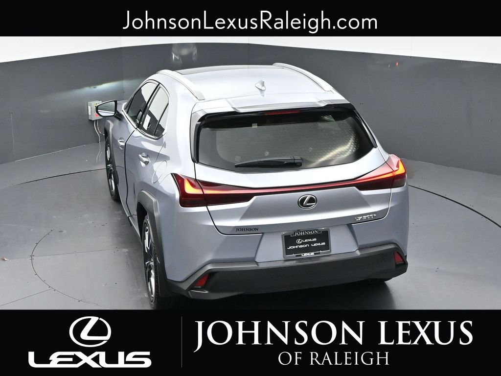 New 2026 Lexus UX 300h FWD image 27
