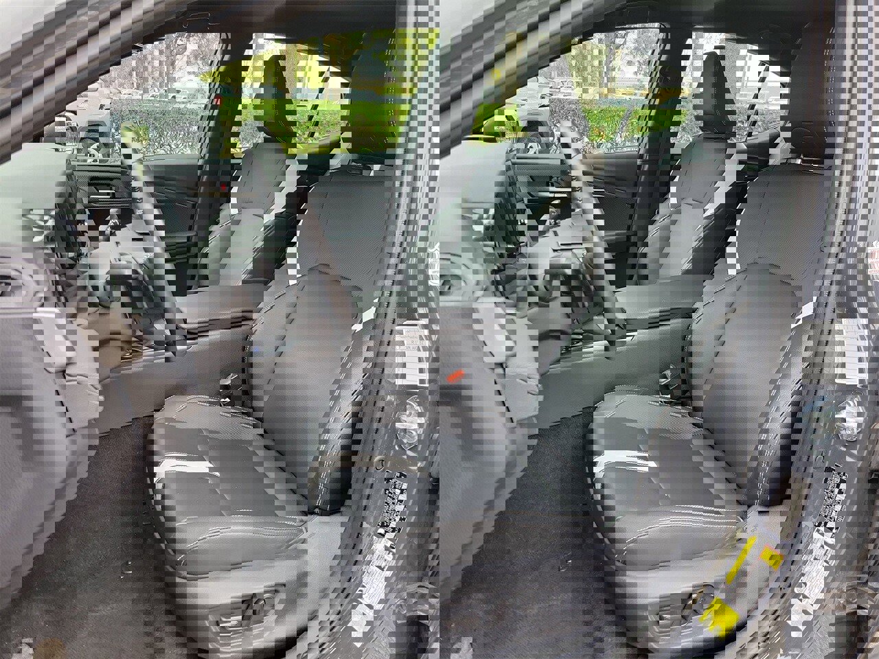 Used 2025 Toyota Camry SE image 16