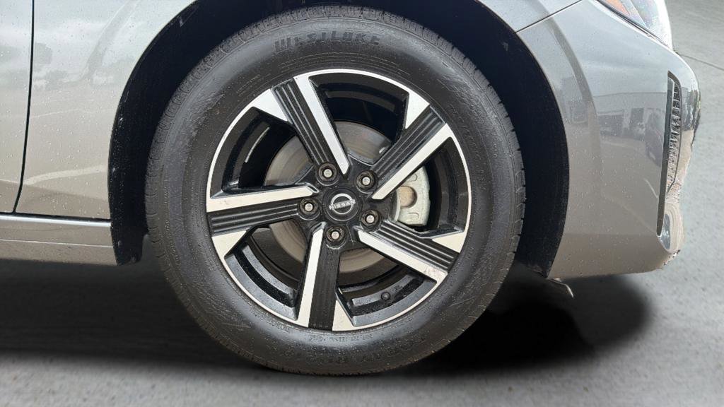 Certified 2024 Nissan Sentra SV FWD image 23