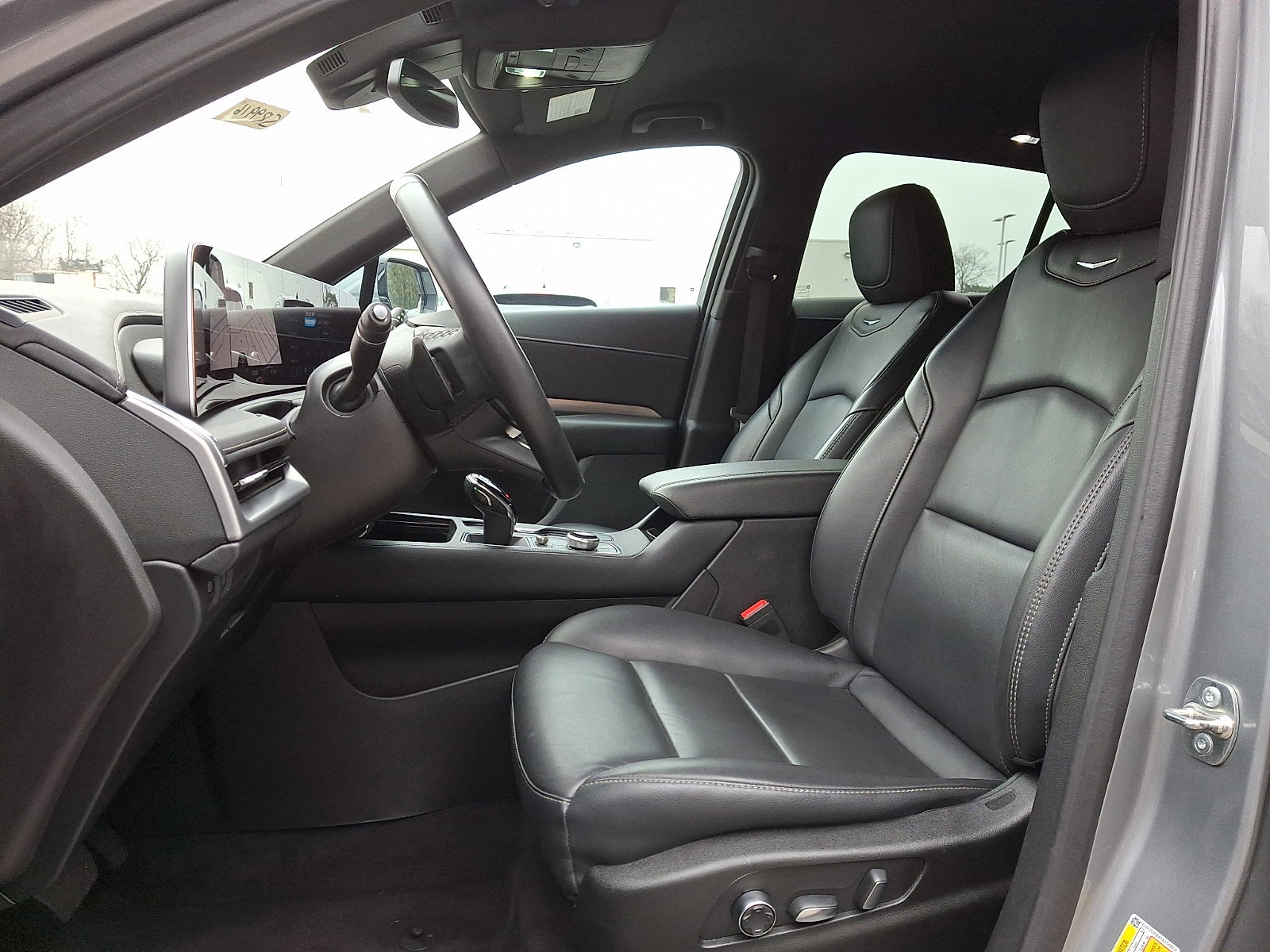 Used 2025 Cadillac XT4 Premium Luxury AWD/4WD image 14