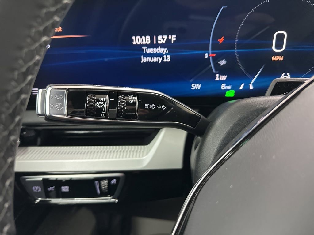 New 2026 Cadillac Optiq Luxury 1 image 34