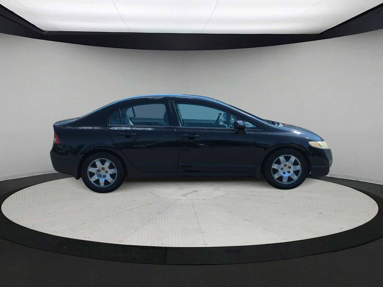 Used 2010 Honda Civic LX image 9