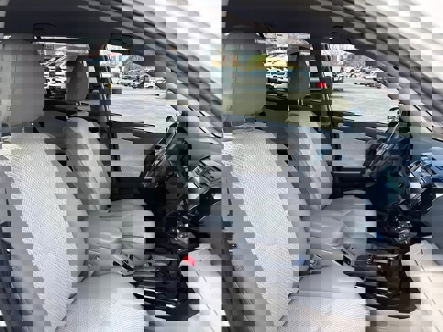 Used 2014 Toyota RAV4 EV FWD image 27