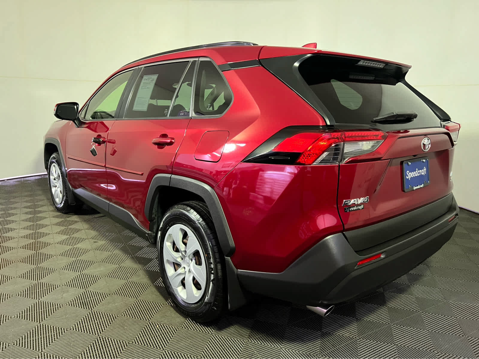 Used 2019 Toyota RAV4 LE w/ All Weather Liner Package AWD/4WD image 5