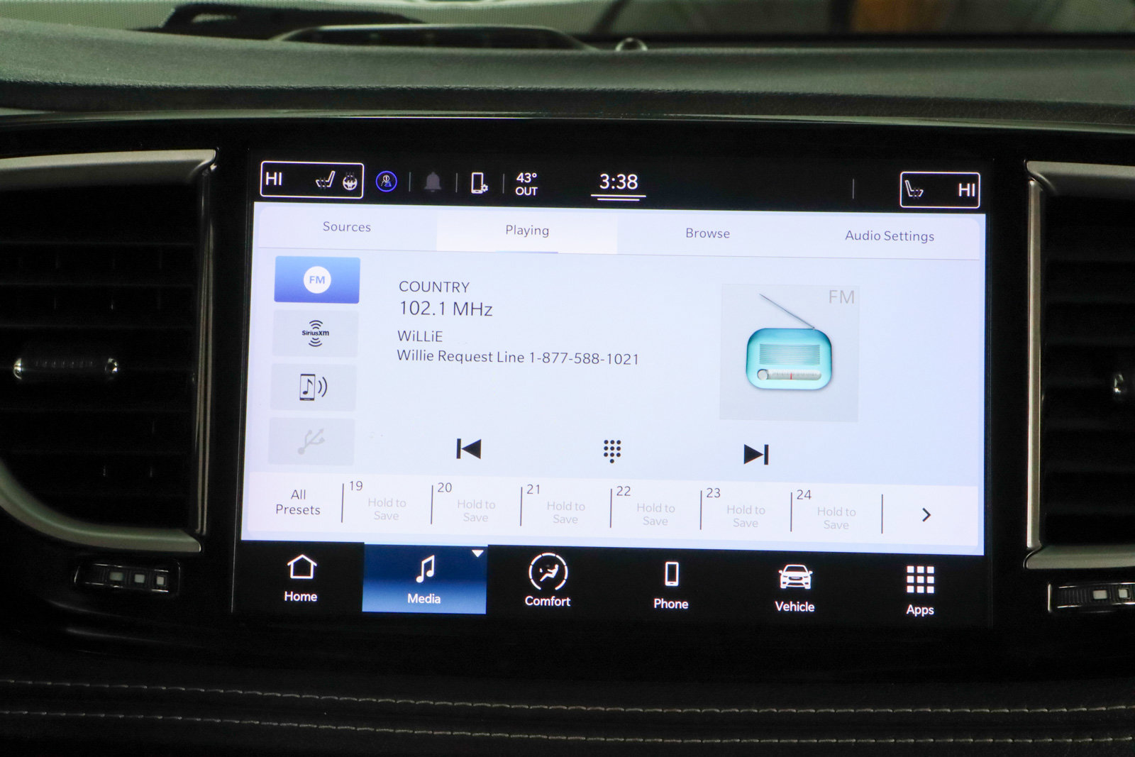 Used 2022 Chrysler Pacifica Touring-L w/ S Appearance Package image 19