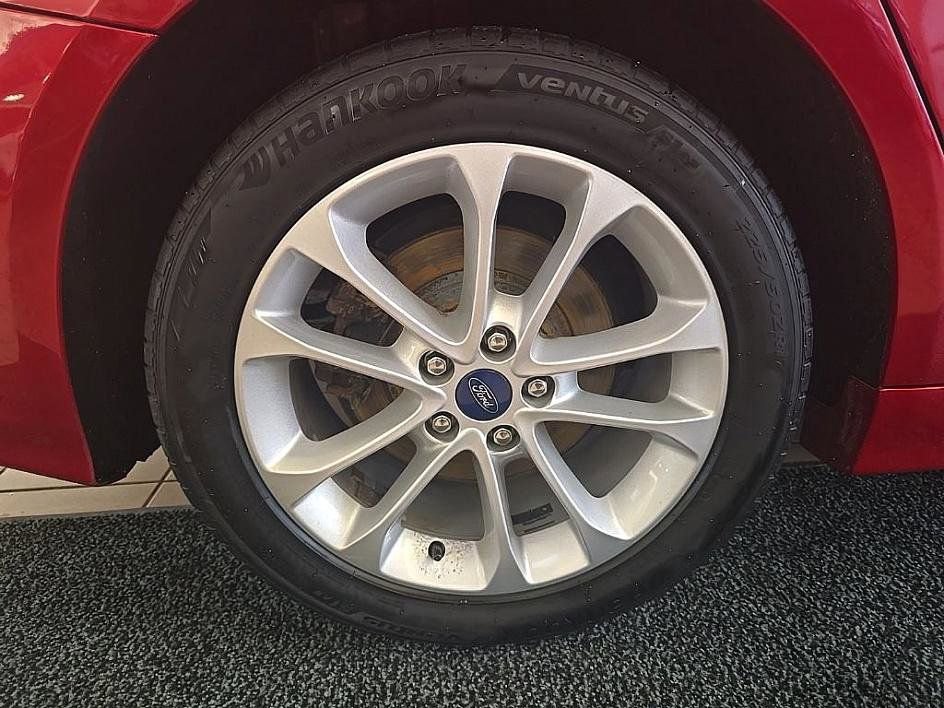 Used 2020 Ford Fusion SE image 41