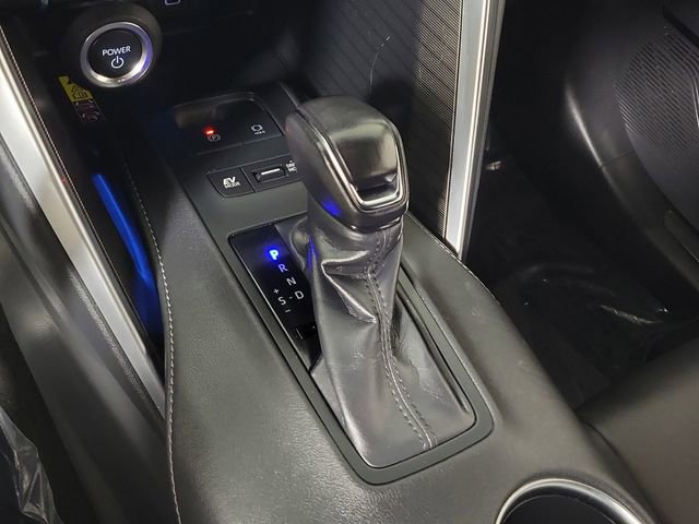 Used 2024 Toyota Venza XLE image 31