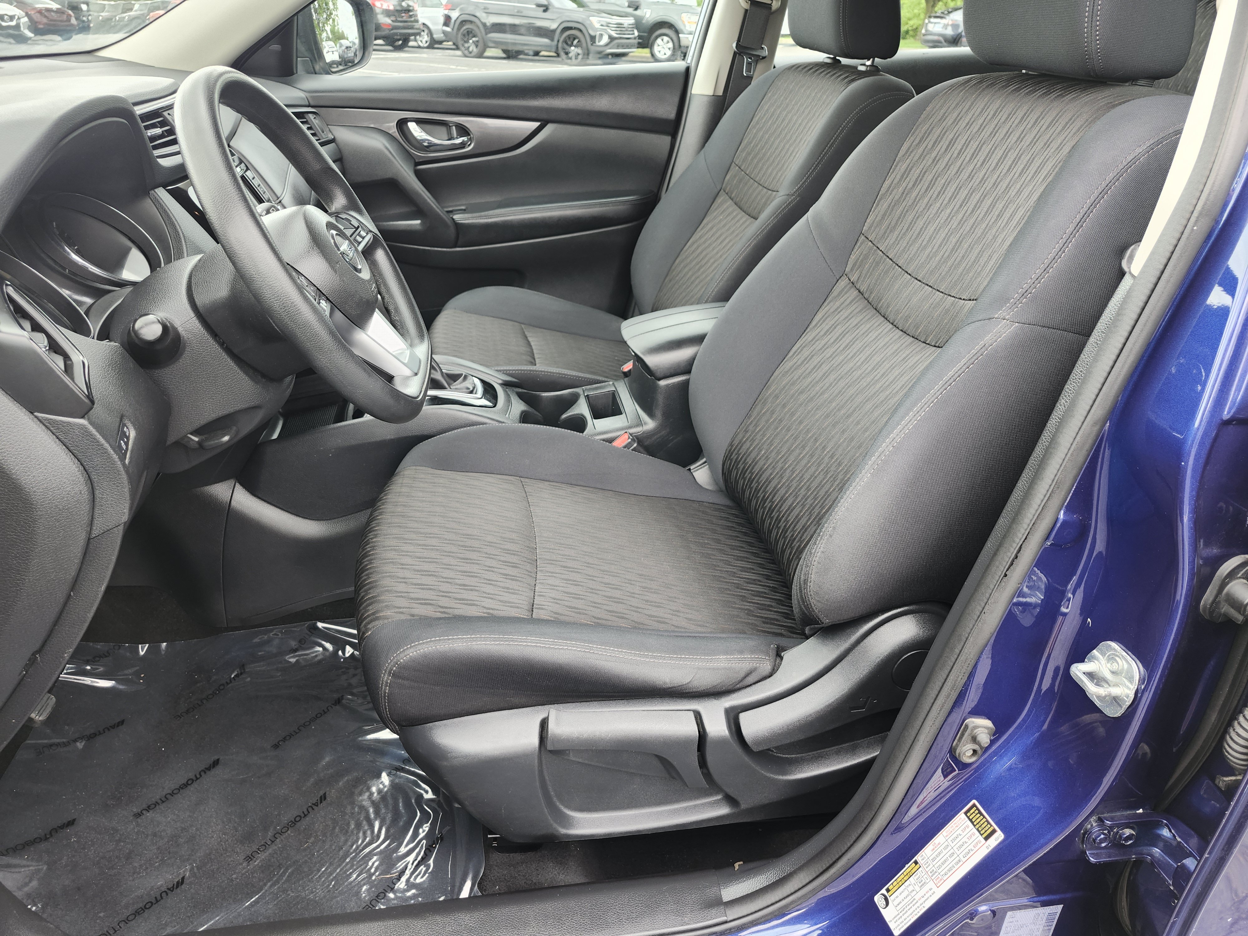 Used 2018 Nissan Rogue S FWD image 21