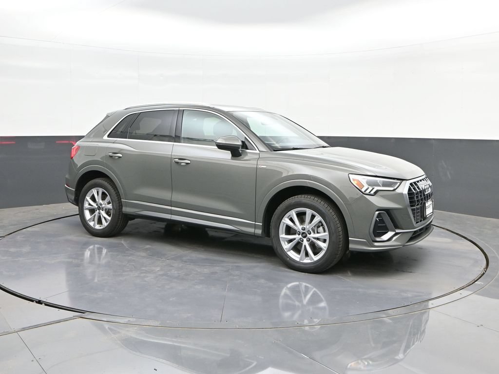 Used 2025 Audi Q3 2.0T Premium AWD/4WD image 17