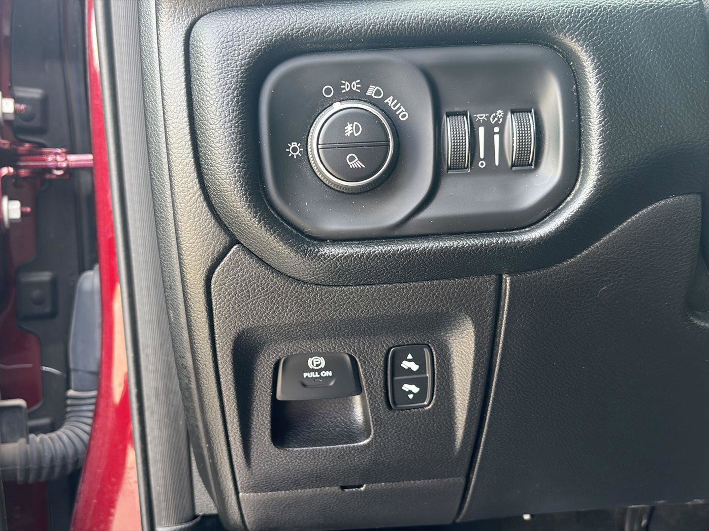 Used 2021 RAM 1500 Laramie image 17