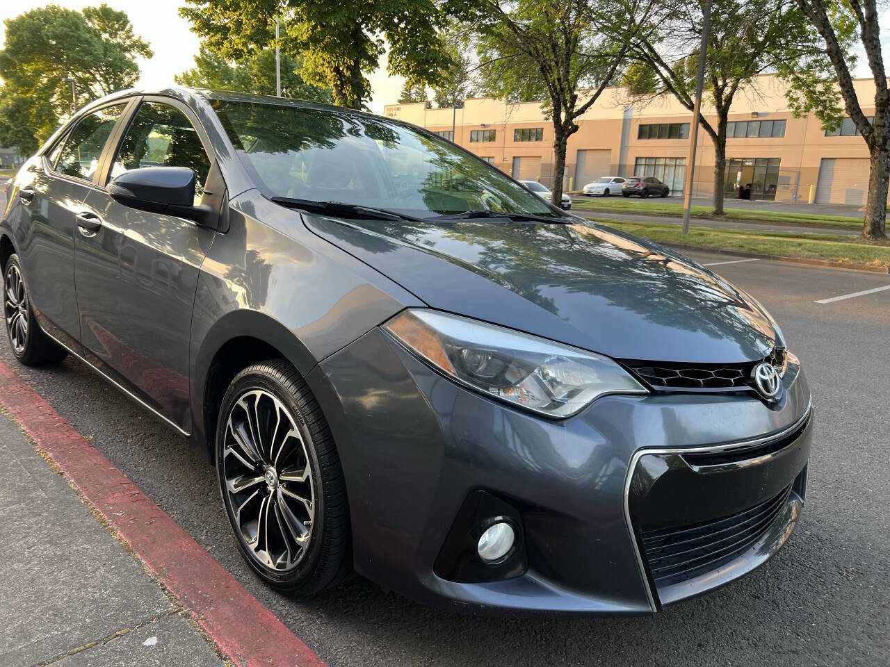 Used 2014 Toyota Corolla S w/ Driver Convenience Package FWD image 2