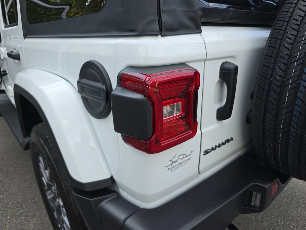 New 2025 Jeep Wrangler Unlimited Sahara AWD/4WD image 33