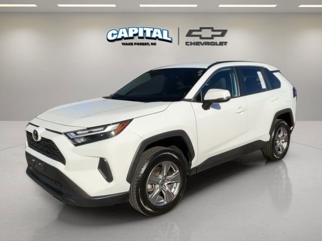 Used 2024 Toyota RAV4 XLE image 1