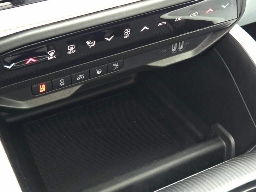 New 2026 Jeep Cherokee Overland AWD/4WD image 42