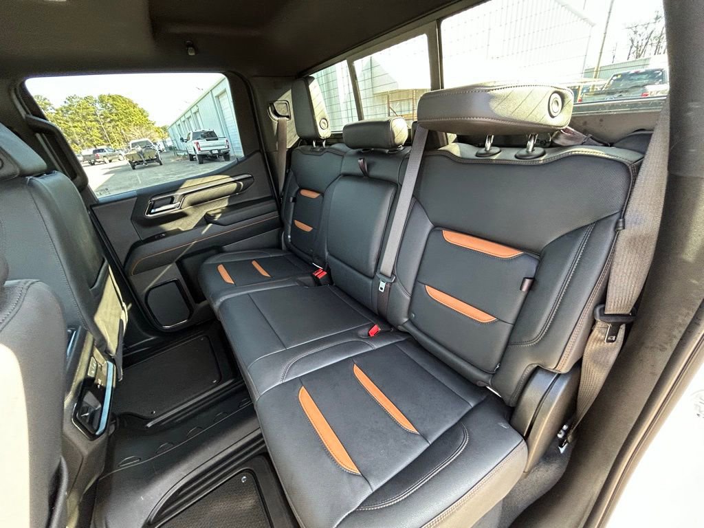 Used 2025 GMC Sierra 1500 AT4 w/ AT4 Premium Package image 26