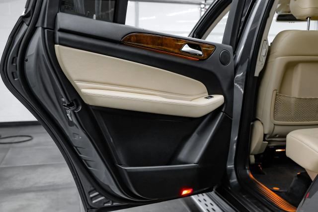 Used 2018 Mercedes-Benz GLS 450 4MATIC w/ Premium Package image 59