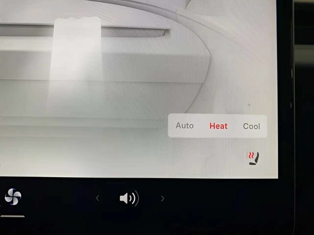 Used 2024 Tesla Model 3 Standard Range RWD image 46
