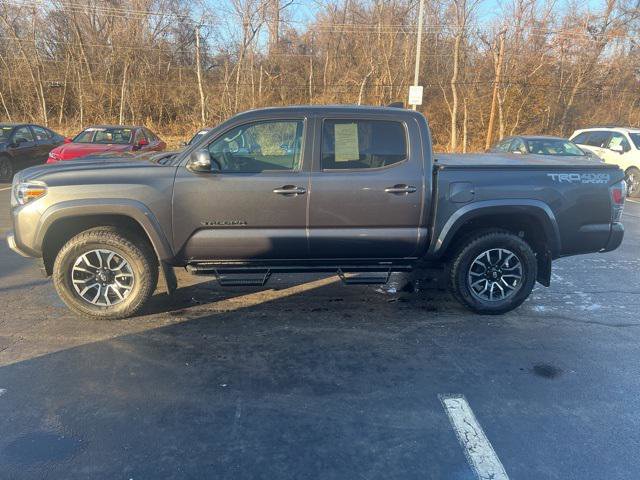 Certified 2022 Toyota Tacoma TRD Sport image 2