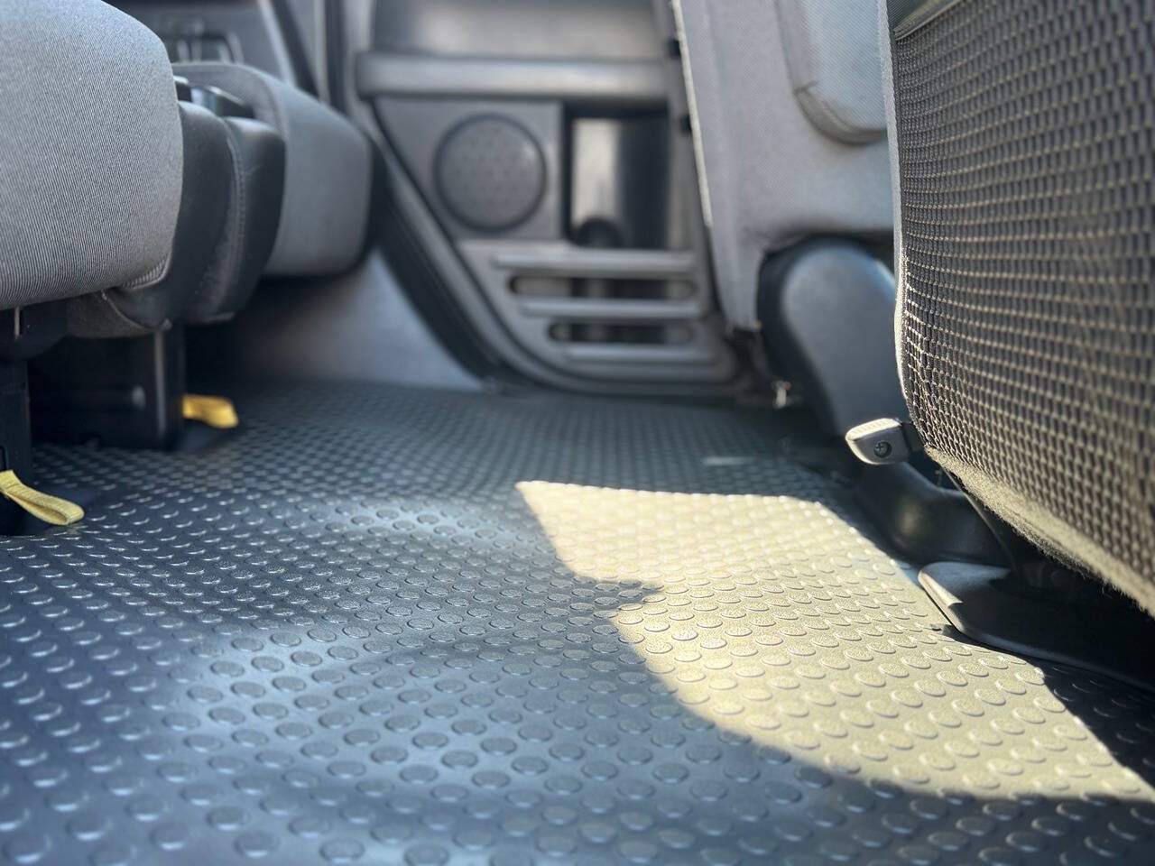 Used 2006 Honda Element EX image 40