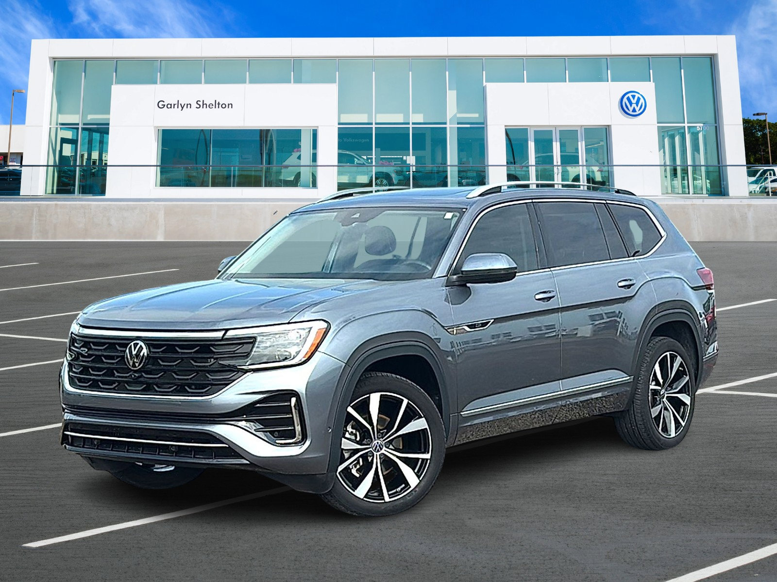 Used 2024 Volkswagen Atlas SEL Premium R-Line AWD/4WD image 1