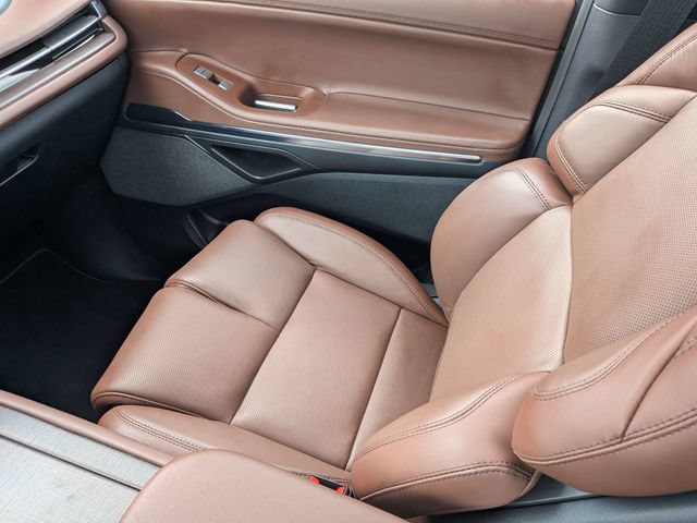 New 2026 Lincoln Navigator L Reserve AWD/4WD image 17