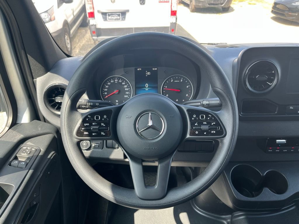 Used 2024 Mercedes-Benz Sprinter 2500 image 19