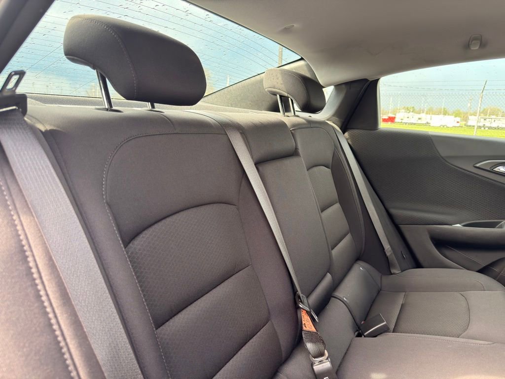 Used 2023 Chevrolet Malibu LT FWD image 27