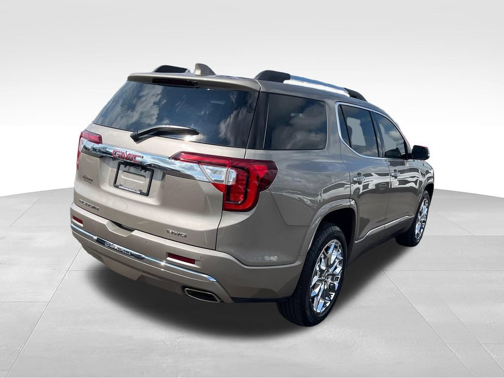 Used 2022 GMC Acadia Denali w/ Denali Ultimate Package AWD/4WD image 5