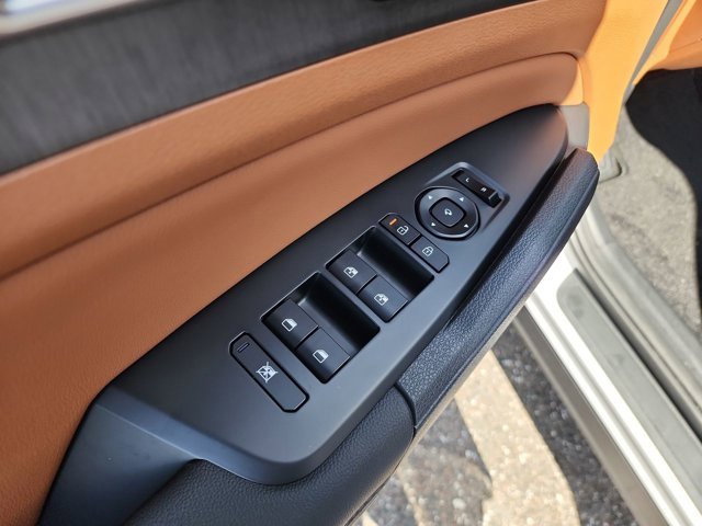 New 2026 Kia Sportage X-Line w/ X-Line Technology Package image 14